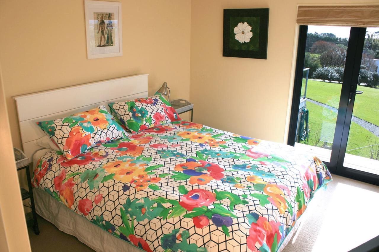 Strathaven Bed And Breakfast Уайпу Екстериор снимка